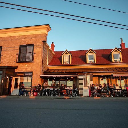 Le Littoral Bistro Gourmand Et Auberge Sainte Anne-des-Chênes Exterior foto